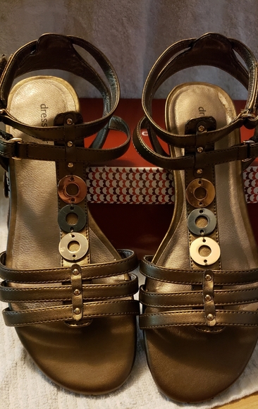 Slightly Used Flat Sandles - Picture 1 of 5